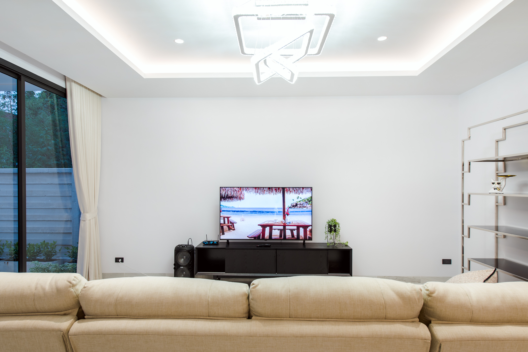 HR15066 บ้านพักติดทะเลหัวหิน The Casa Rocca Beach Villa HuaHin