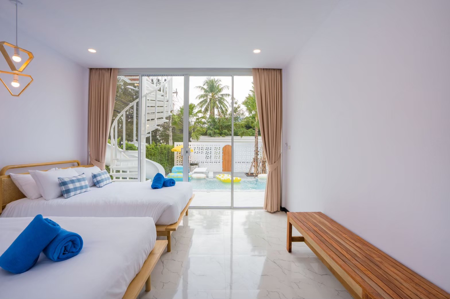 HR15059 บ้านพักติดทะเลชะอำ The Mira Beach Cha Am