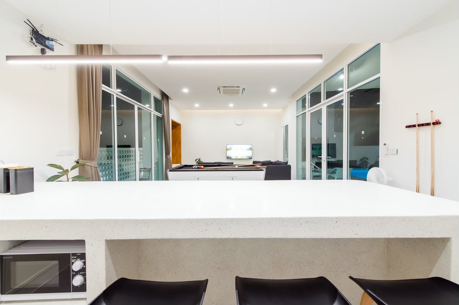 HR15052 บ้านพักใกล้ทะเล The Cube Villa Cha Am