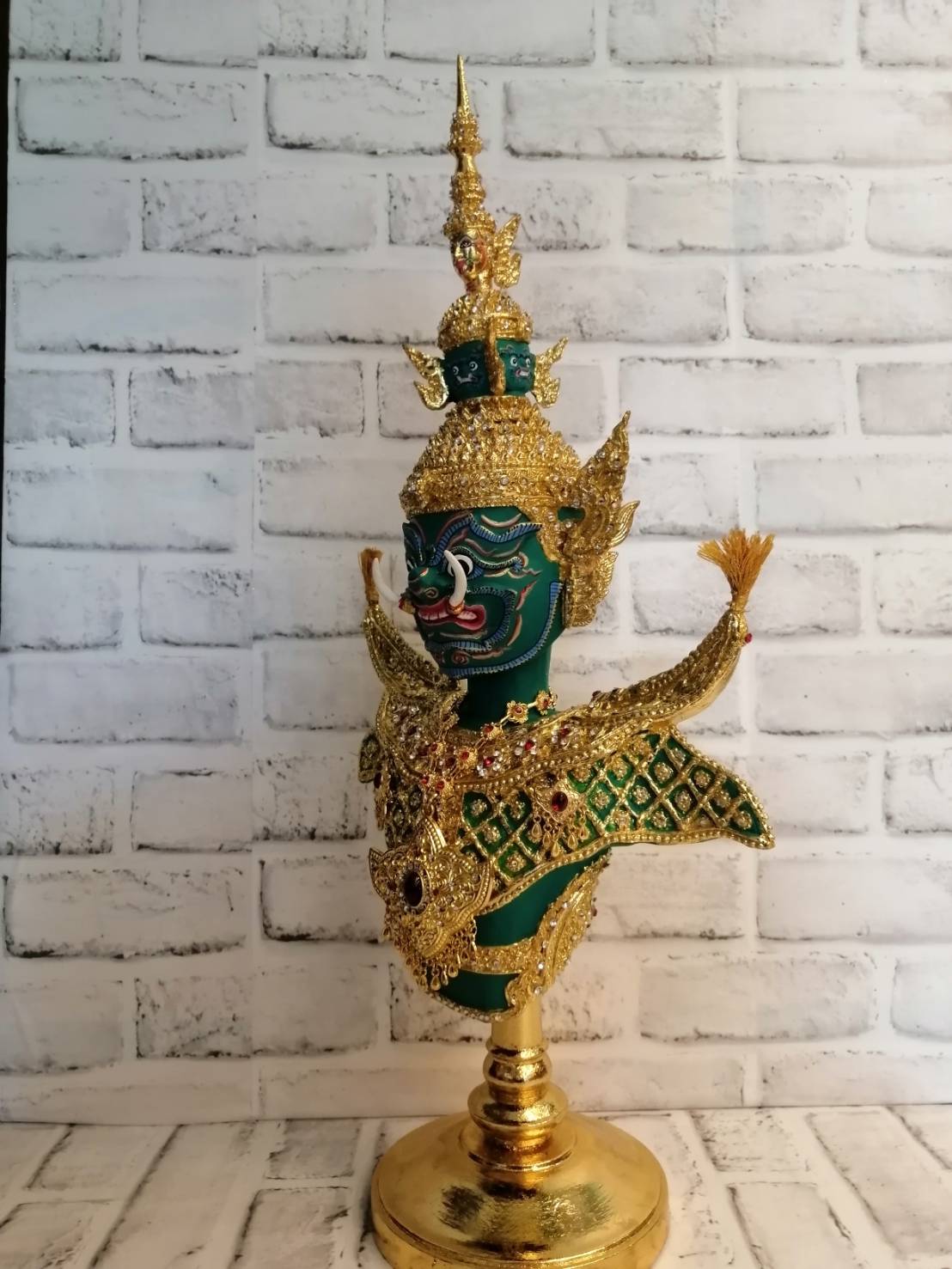 หุ่นทศกัณฐ์ พร้อมฐานทอง