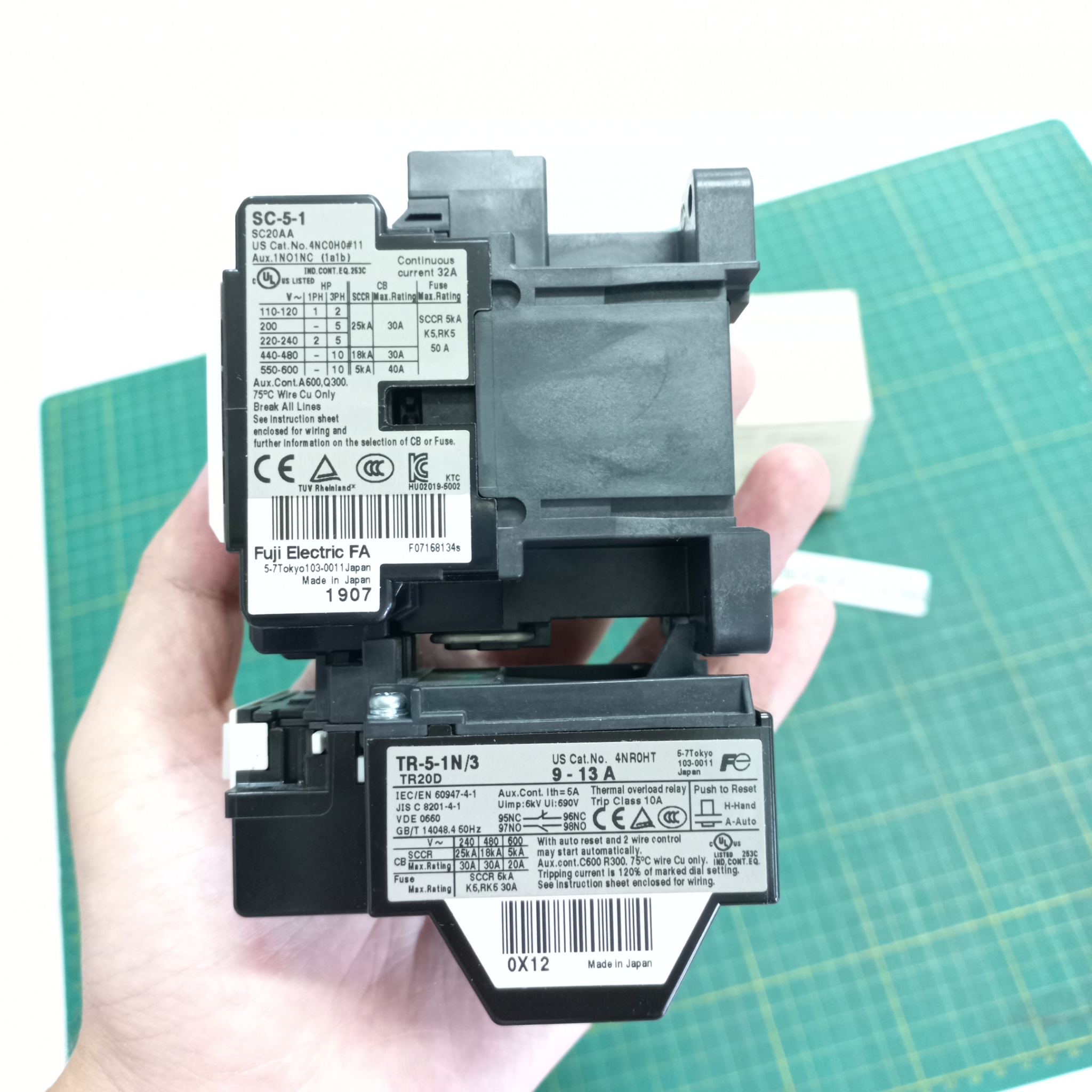 SC-5-1 CONTACTOR FUJI ELECTRIC แมกเนติก คอนแทคเตอร์ รุ่น SC-5-1 Coil 220V 3P 1NO+1NC 32A Magnetic Magnetic Switch
