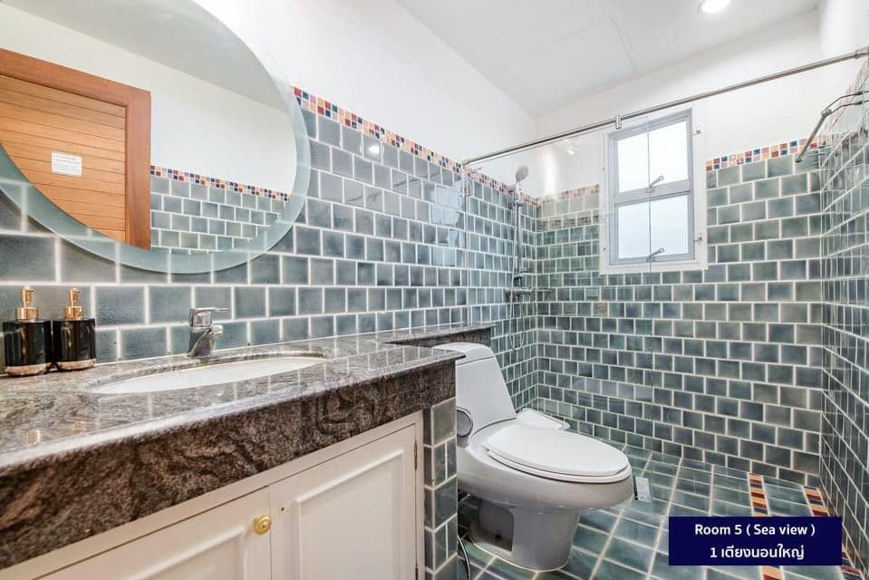 HR15042 บ้านพักติดทะเลหัวหิน The Sunny Beach Villa