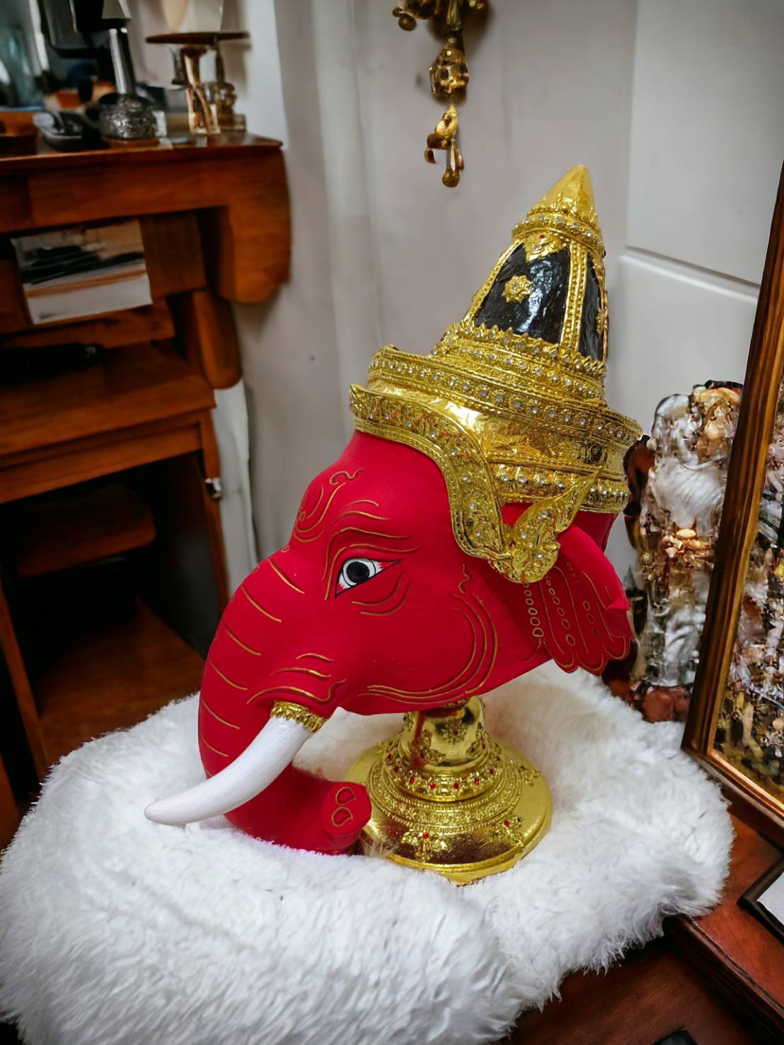 เศียรครู พระพิฆเนศ ขนาดครอบ พร้อมฐานไม้อัดสีแดง