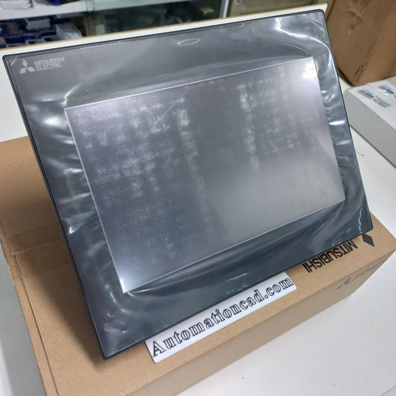 จอ TOUCH SCREEN MITSUBISHI รุ่น GS2110-WTBD-N ขนาด 10 นิ้ว เชื่อมต่อ PLC รุ่นต่างq