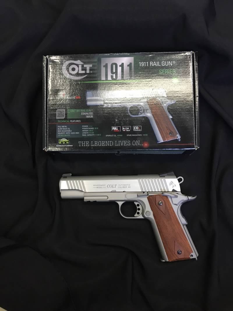 New.Cybergun colt co2 6 mm ราคาพิเศษ
