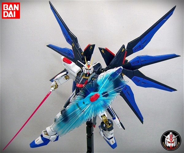 MG 1/100 Strike Freedom Gundam Full Burst Mode[BANDAI]