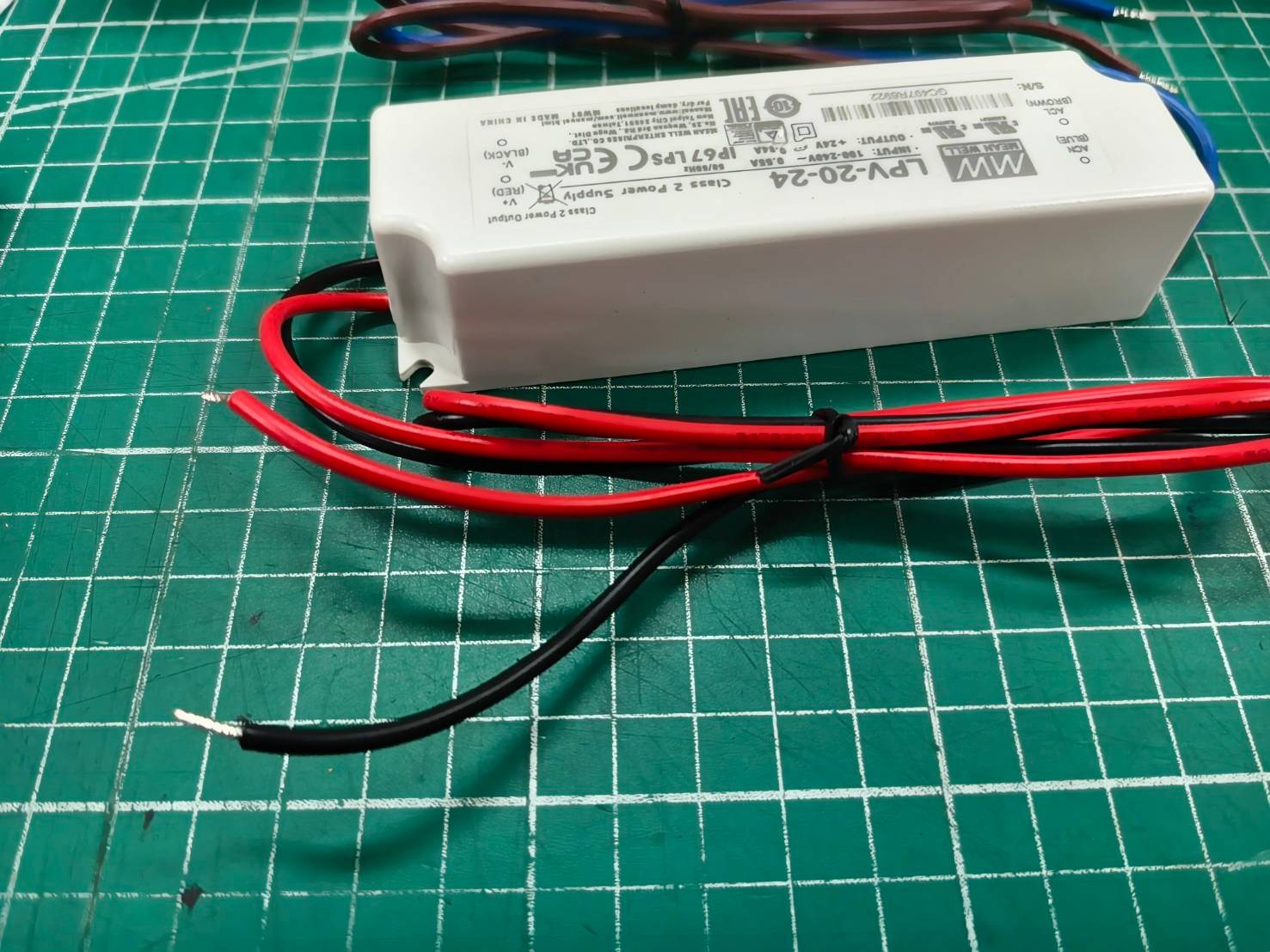 LED Driver พาวเวอร์ซัพพลาย LPV-20-24 Meanwell 24VDC 20W Switching Power Supply