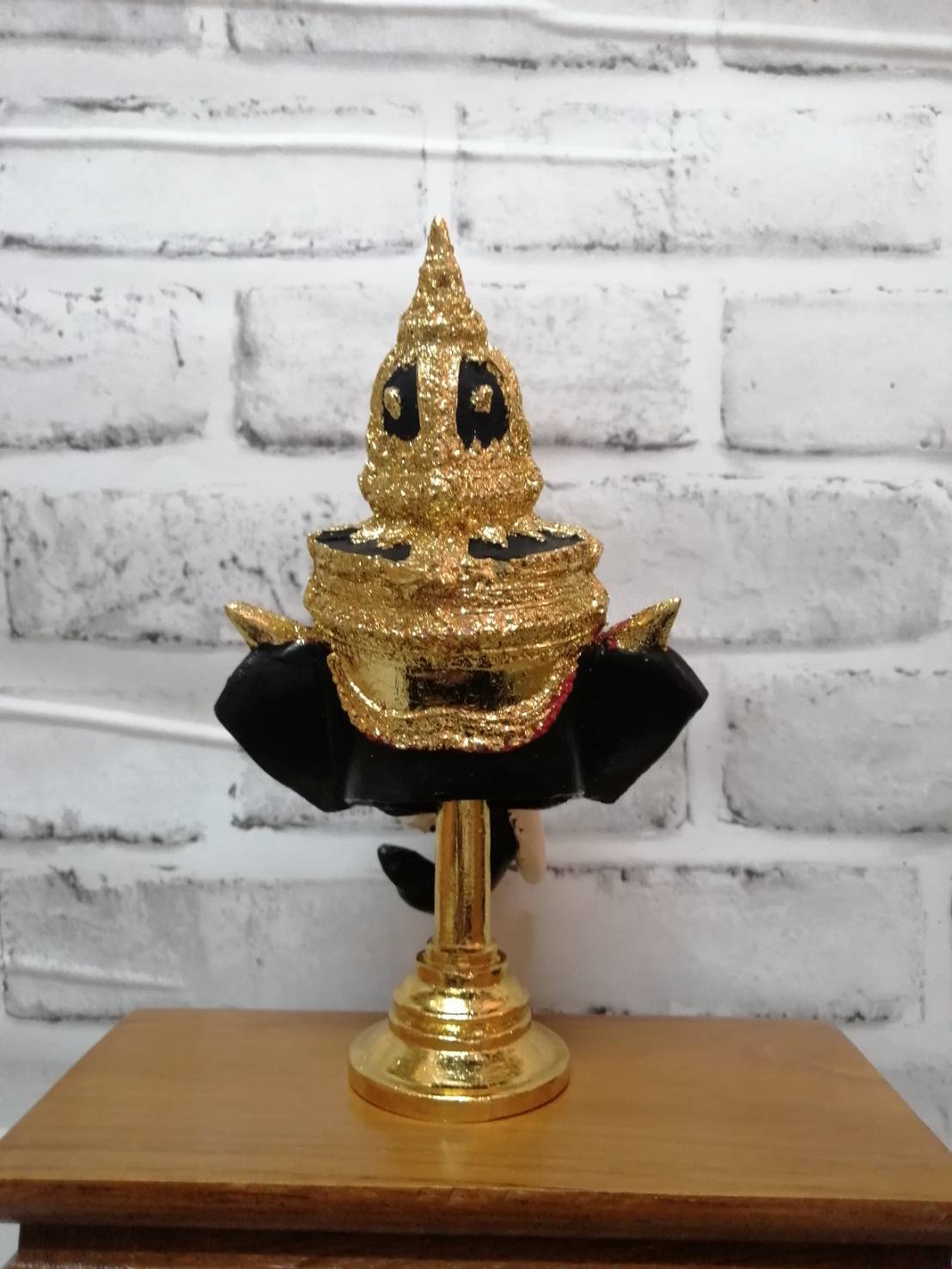 พระพิฆเนศ ขนาดกลาง 4 นิ้ว พร้อมฐานทอง (เรซิ่น)