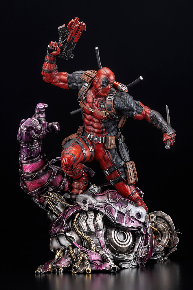 เปิดจอง : DEADPOOL FINE ART STATUE SIGNATURE SERIES -Featuring the Kucharek Brothers-