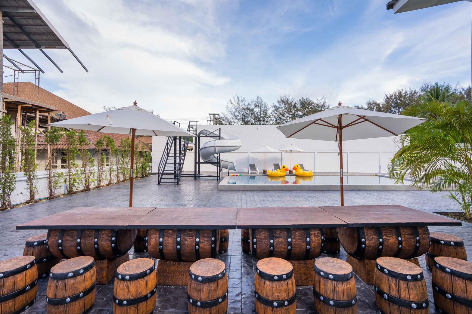 HR15067 บ้านพักใกล้ทะเลชะอำ The Great Beach Pool Villa Cha Am