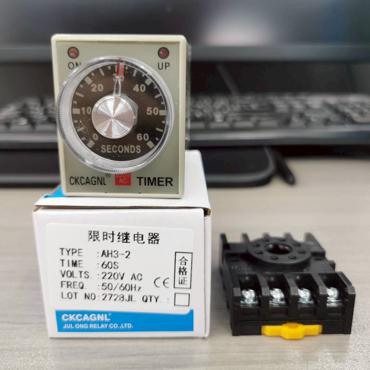 CKC Timer AH3-2 220V ไทม์เมอร์ ฟรีซ็อกเก็ต PF083A ช่วงเวลา 60 วินาที Delay-ON CONTACT NO/NC 2 ชุด