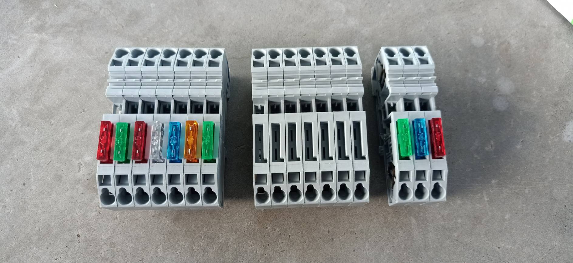 TERMINAL FUSE WAGO เทอร์มินอลฟิวส์ แบบใช้ฟิวส์รถยนต์ (แบบใหญ่) 282-696