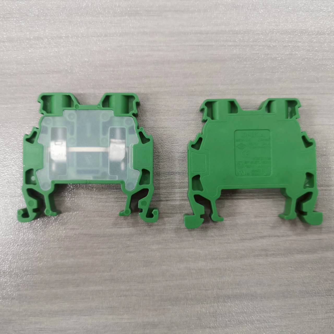 เทอร์มินอล ออนก้า 24A ใช้กับสายขนาด 2.5mm² ONKA-1019 Scewed terminal Green 1010019 MRK Series