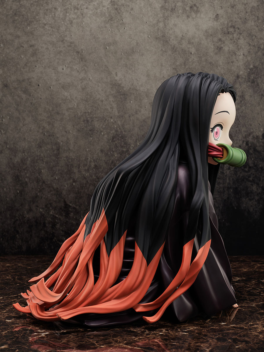 เปิดจอง : Nezuko in a Box - Big Size Figure
