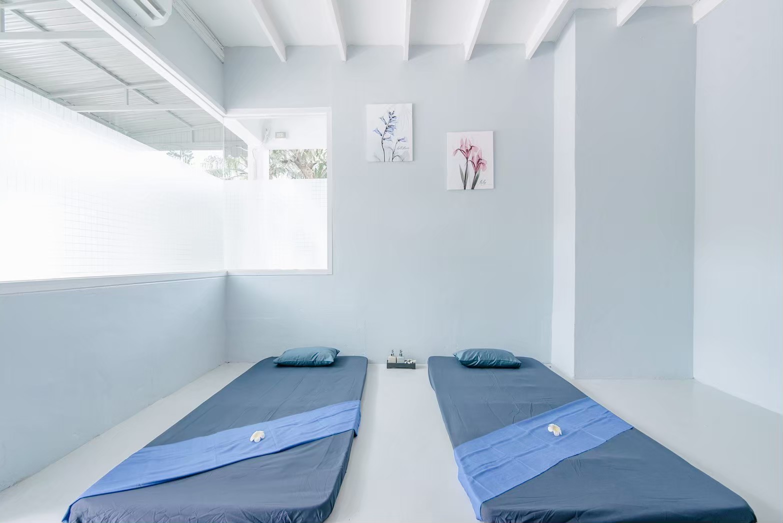 HR15011 บ้านพักติดทะเลหัวหิน บ้านวินเซิฟ พูลวิลล่า