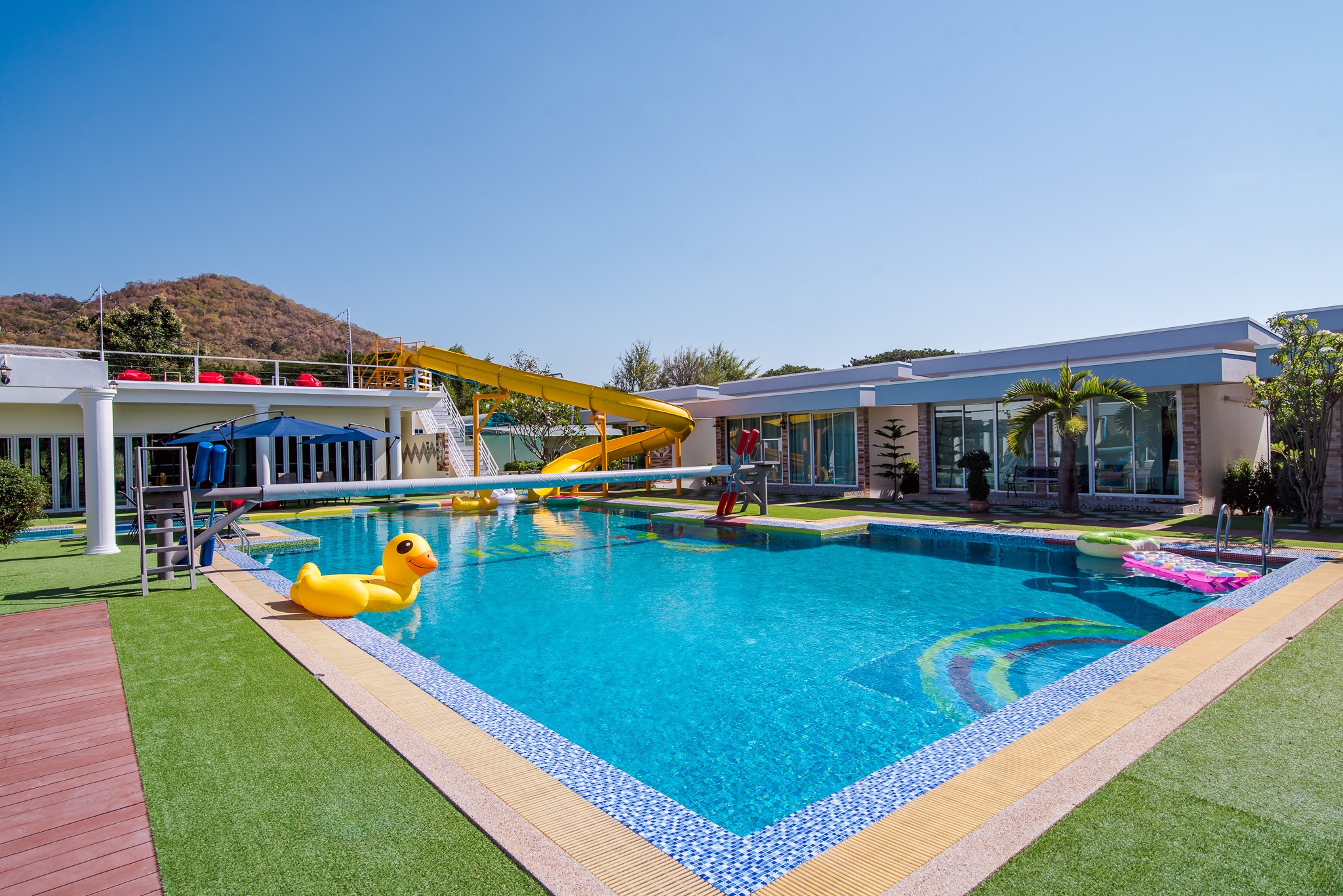 HR14001 บ้านพักหัวหิน บ้านไจแอนท์ พูลวิลล่า