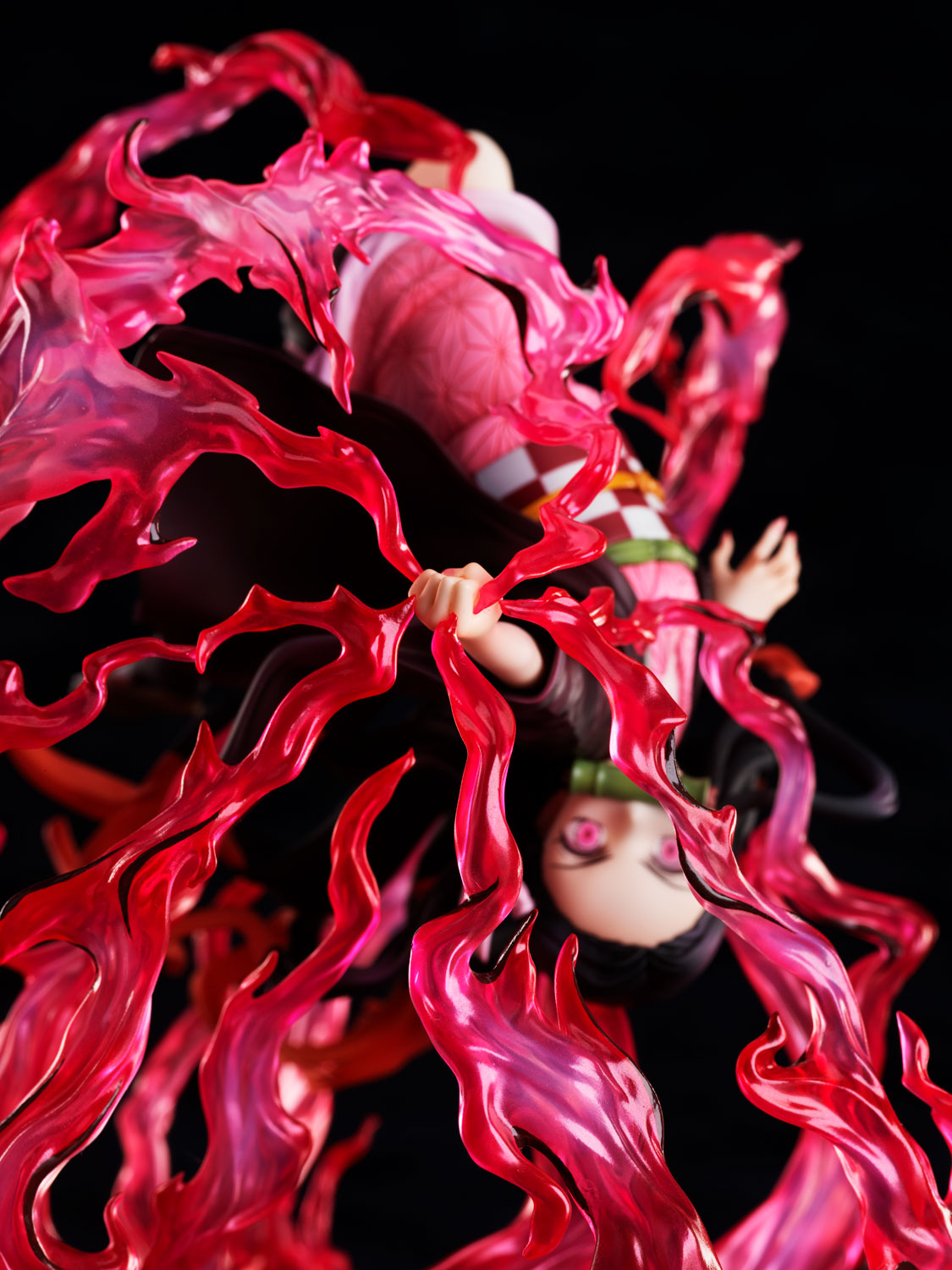 เปิดจอง : Nezuko Kamado <Exploding blood>1/8 scale figure