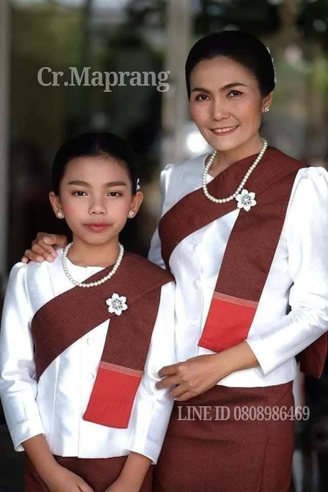 ผ้ามัดหมี่ตีนแดง ผ้าซิ่นตีนแดง ผ้าฝ้ายตีนแดง ผ้าทอพื้นเมือง บุรีรัมย์ ลายอัปสรา 4 เมตร