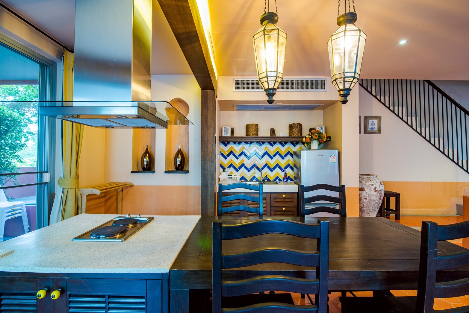 HR15022 บ้านพักหัวหิน บ้านทัศคานี บีช วิลล่า 4 ( Red 2Bed Garden View )