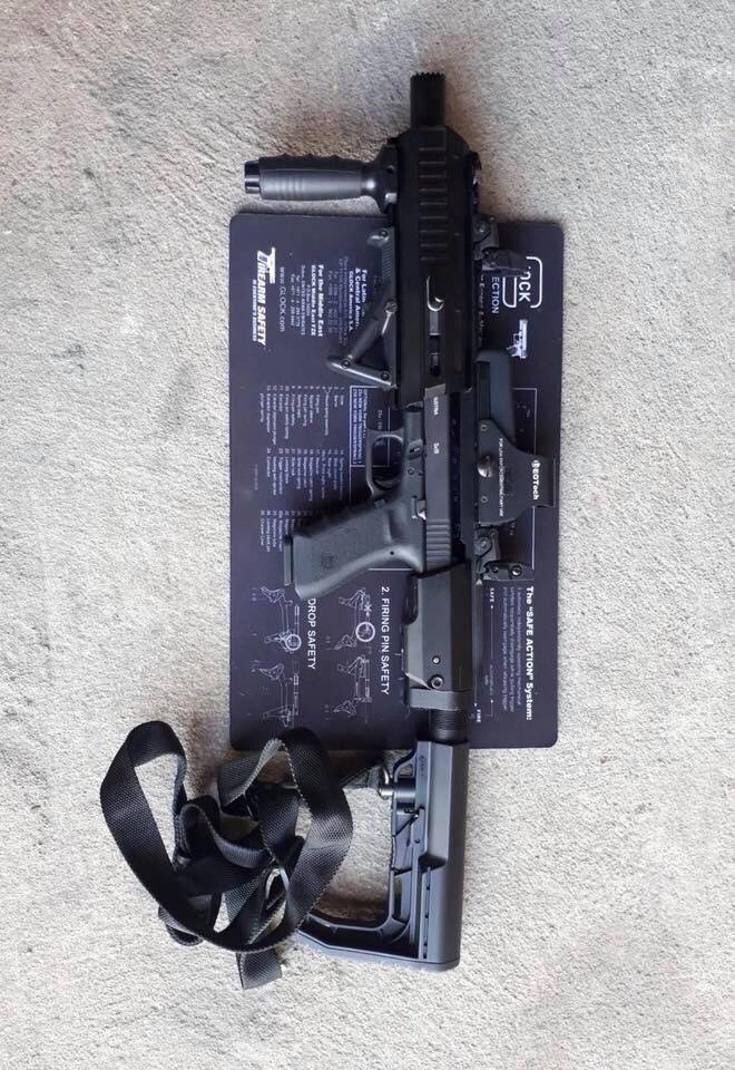 New.ชุดประกอบ Hara arm Glock เพิ่มความแน่นอนในเล็งและจับกระชับมือได้อย่างง่ายๆกับ Hera Arms TriarII for Glock วัสดุโดยรวมเป็น อลูมิเนียมเนื้อแข็ง สามารถนำไปใช้ปืน Glock 17/19/20/22/23/31/32/34/35 ได้ หรือจะนำไปใช้กับปืนจริงก็ได้ ประกอบง่ายไม่ต้องใช้เครื่อ