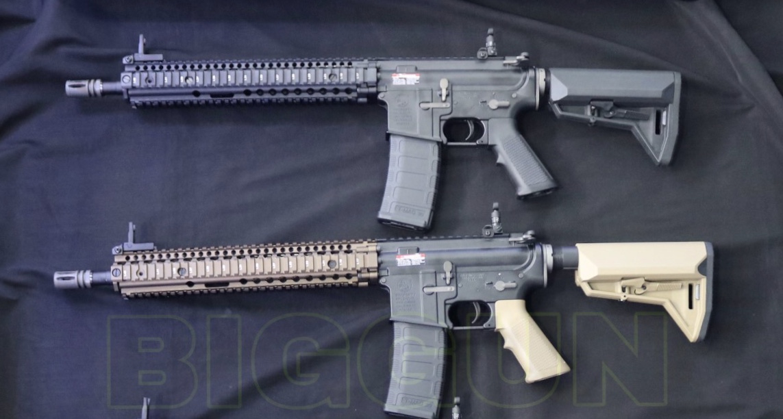 ( + New Arrival + มาใหม่ ) EMG COLT LICENSED DANIEL DEFENSE M4A1 SOPMOD BLOCK 2 AIRSOFT AEG (MODEL: MK18 MOD1 - MODEL: M4A1 / BLACK TAN FURNITURE) คุณสมบัติ •บอดี้ทำจากอลูมิเนียมอัลลอยด์ด้วยกรรมวิธี CNC พร้อมกับมาร์คกิ้งที่ได้รับอนุญาตจาก COLT •ชุดรางหน้า