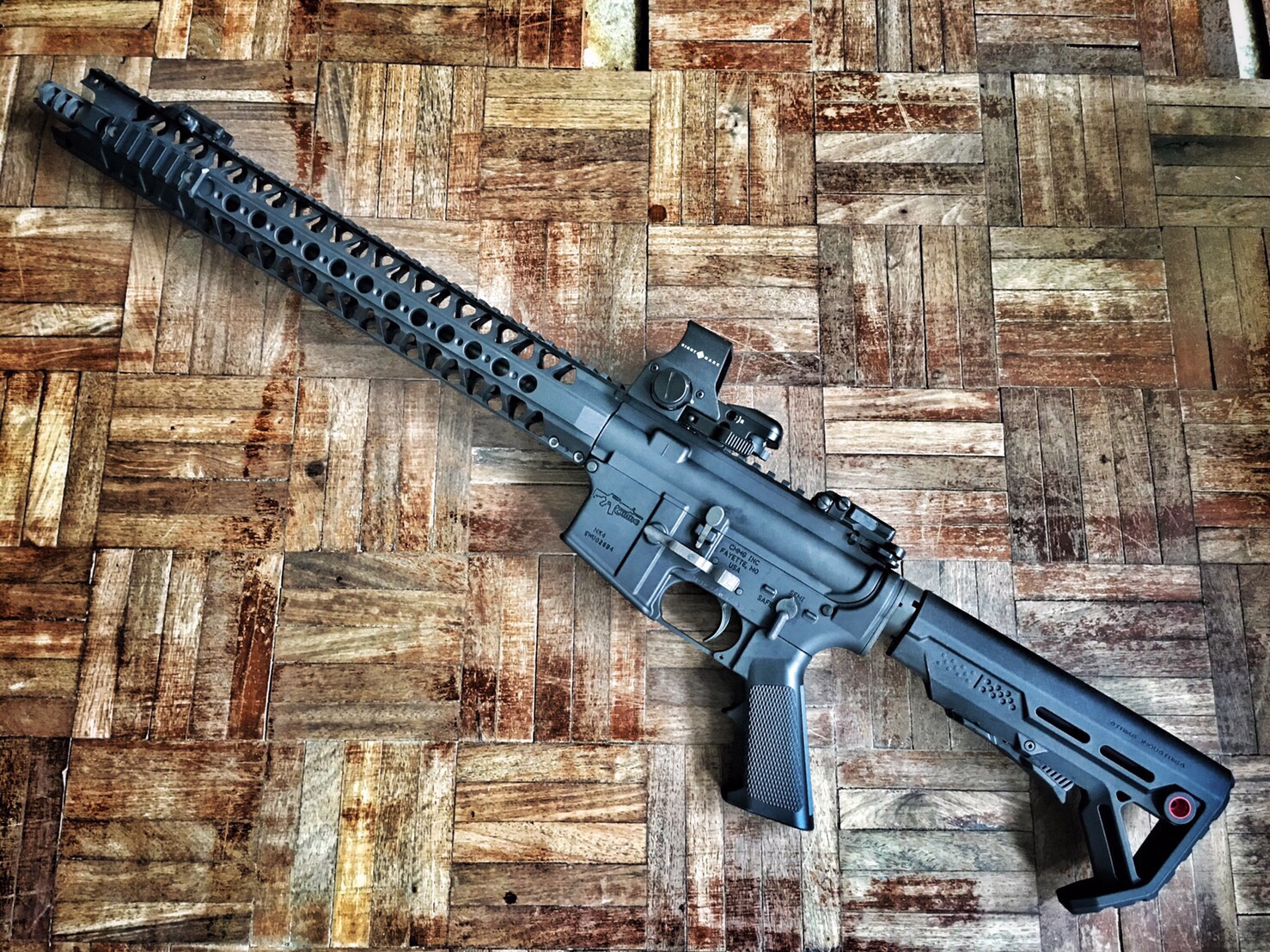New.Strike Industries Viper Mod 1 Mil-Spec Carbine Stock for M4 Cmmg / M16 5.56 Series Black / Red ราคาพิเศษ