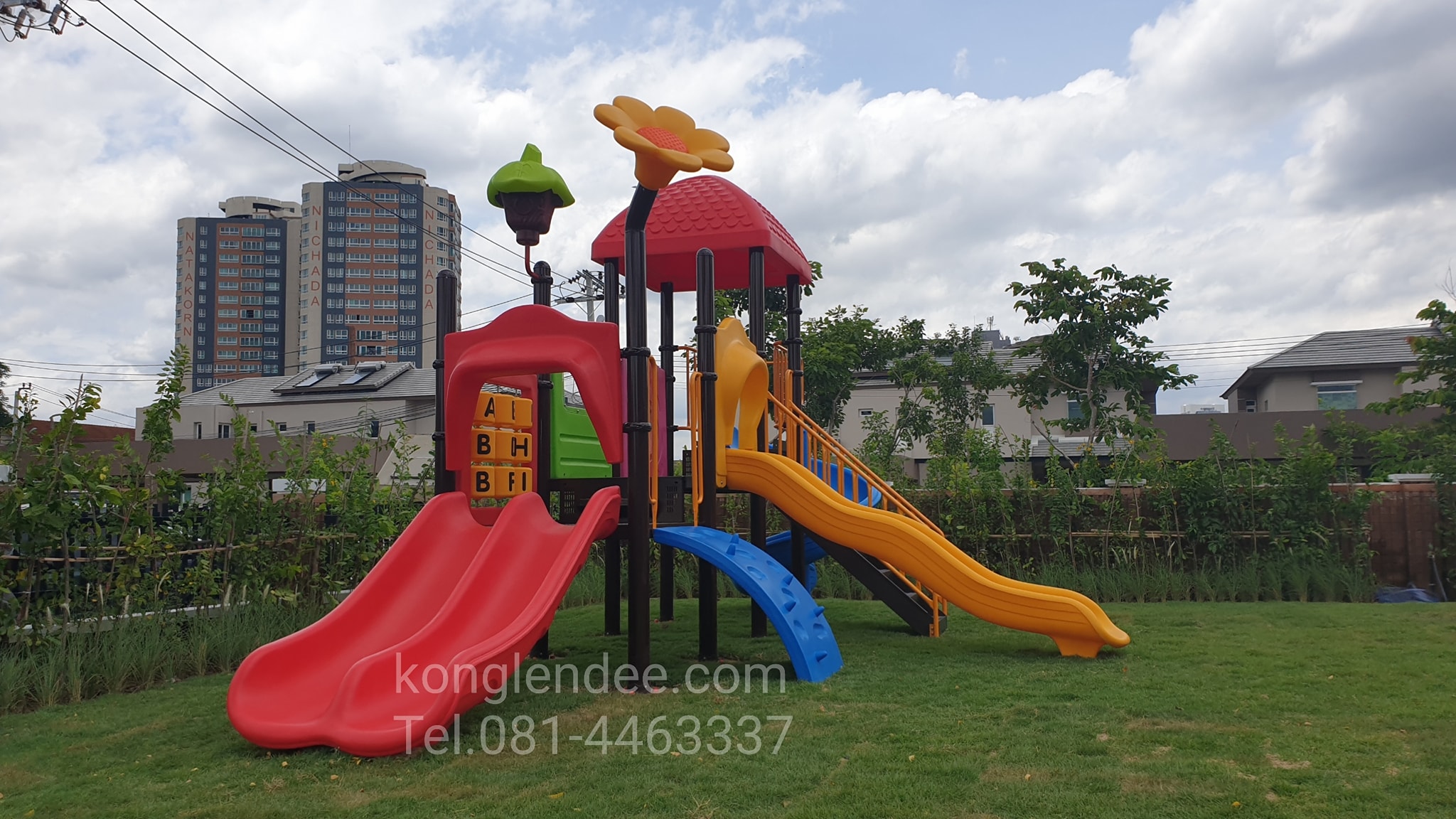 เครื่องเล่นสนามชุดบ้านนกกับดอกไม้หลังคาแดง