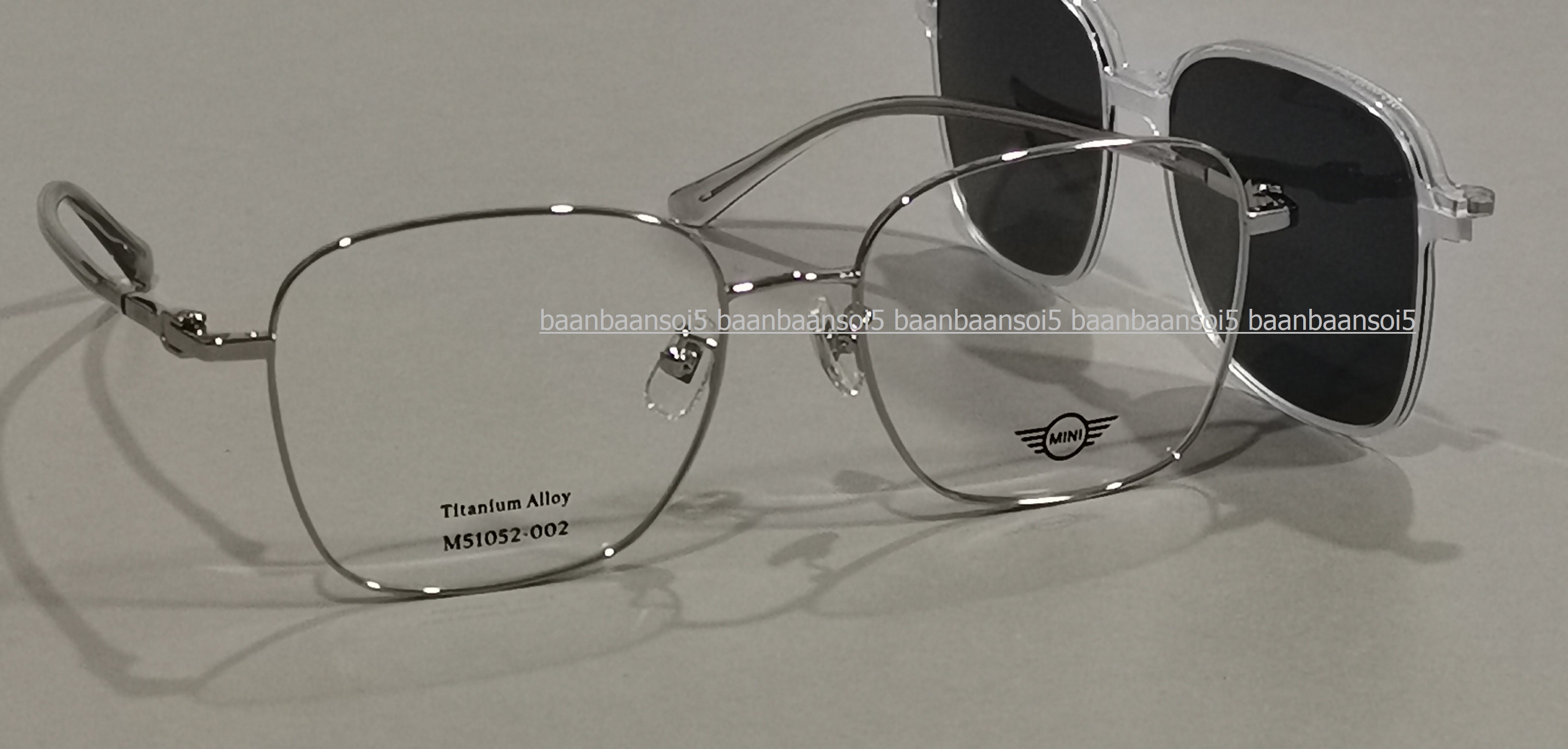 MINI M51052 โปรโมชั่น กรอบแว่นตาพร้อมเลนส์ HOYA ราคา 4,990 บาท