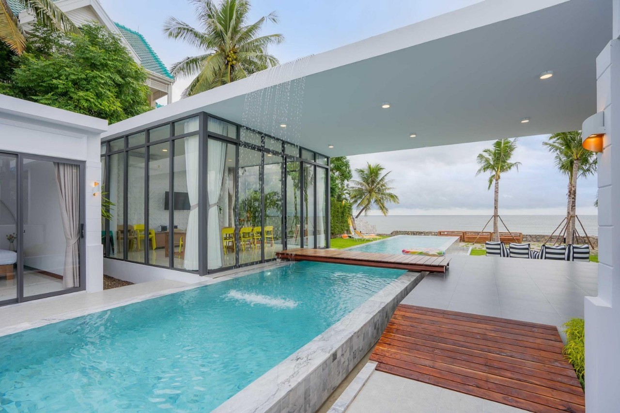 HR15058 บ้านพักติดทะเลชะอำ The Coze Sea Beachfront Pool Villa Cha Am