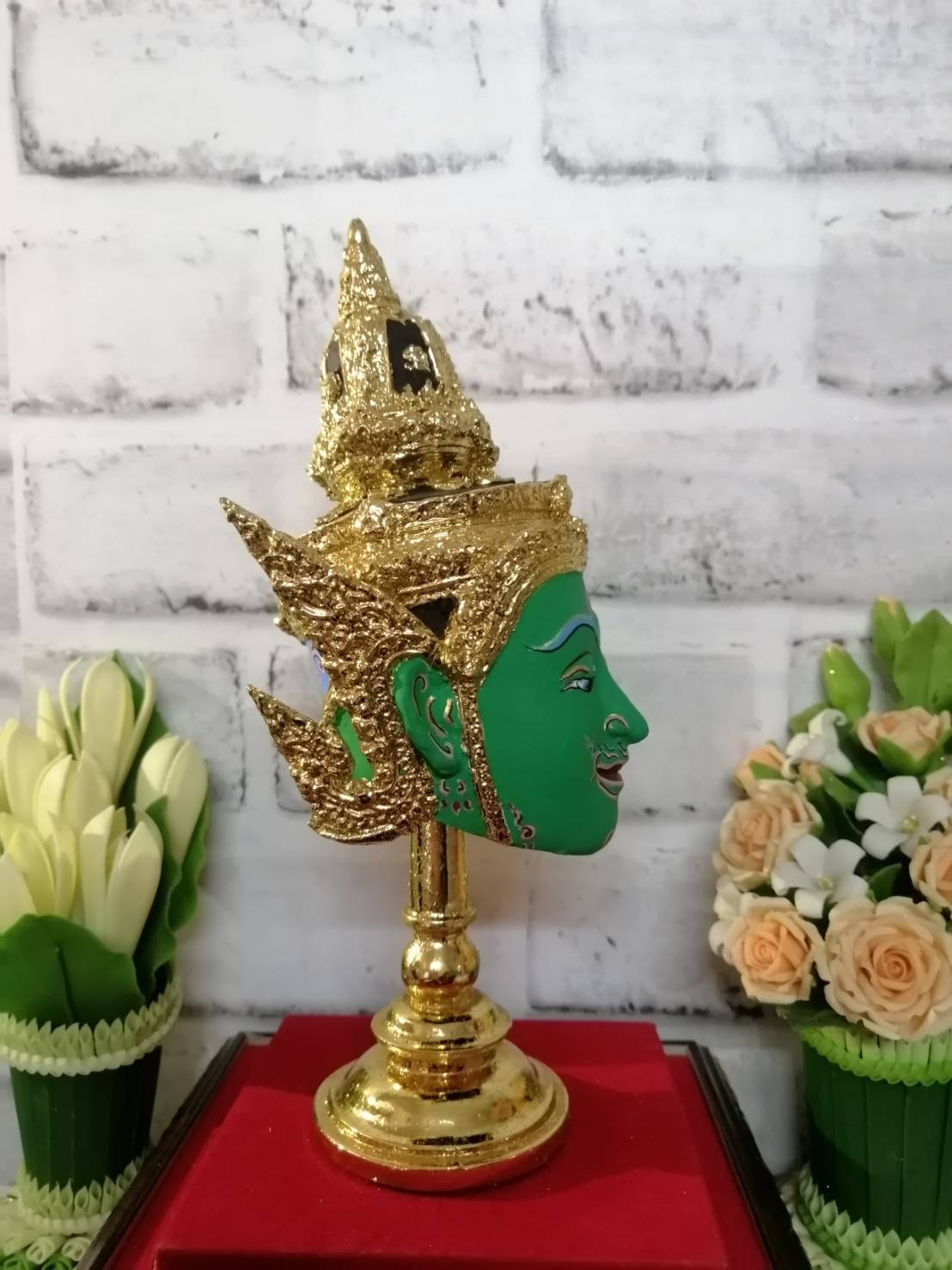 พระวิษณุกรรม ขนาดกลาง เรซิ่น พร้อมฐานปิดทอง