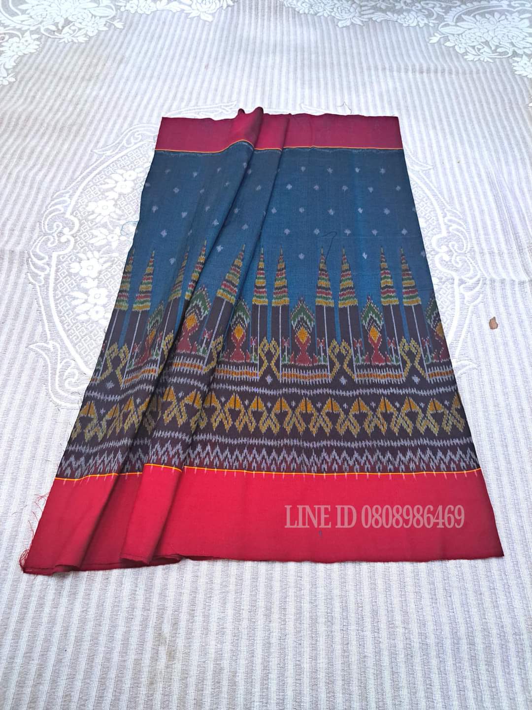 เสื้อสูทชายผ้าฝ้ายมัดหมี่แท้มัดหมี่ตีนแดงทอมือ เสื้อสูทชายฝ้ายแท้ สูทผ้าไทยชาย ซาฟารีผ้าไหมชาย สูทผ้าฝ้ายมัดหมี่ตีนแดง,สูทผ้าไทย ซาฟารีชาย ตามภาพ L