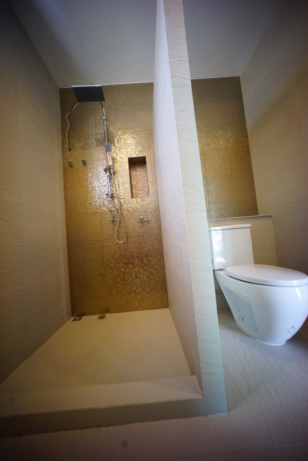 HR 4011 บ้านพักหัวหิน บ้านโพนี่ พูลวิลล่า คาราโอเกะ