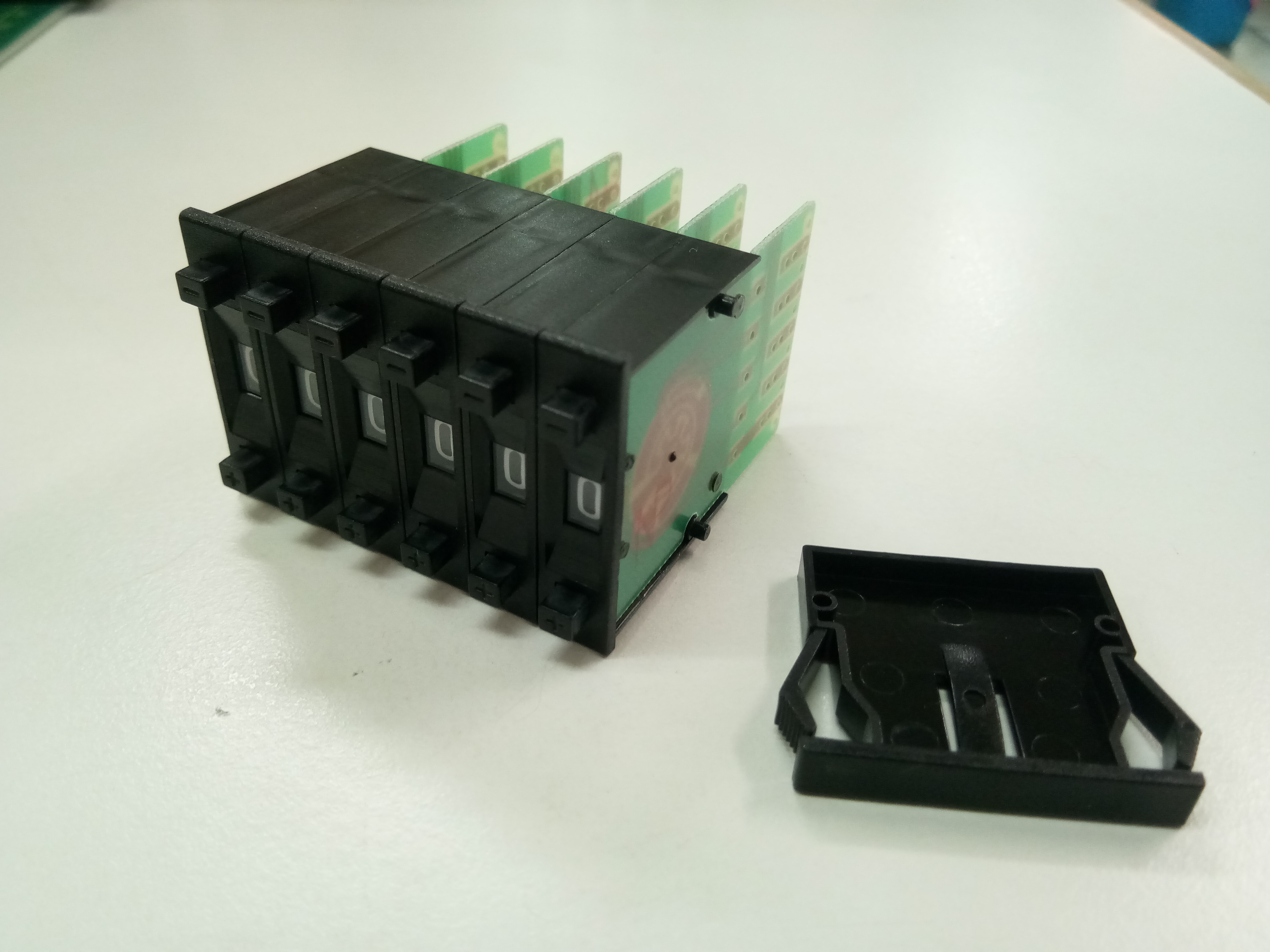 ฝาปิด Thumbwheel Switch HAMPOLT สำหรับ PF31