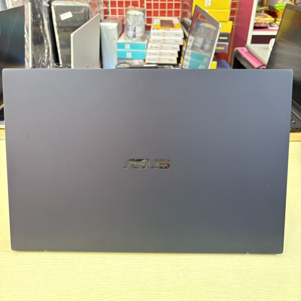 ASUS EXPERTBOOK B1500CEPE-EJ0536 สภาพเครื่อง 90%