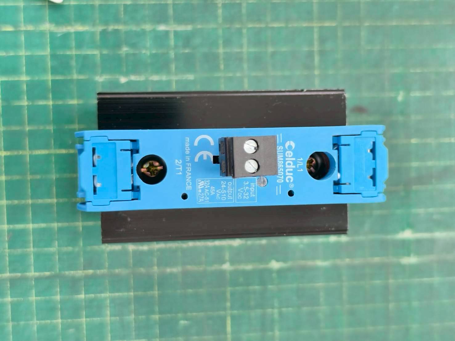 โซลิดสเตต SSR 45A 24-510Vac Input 3.5-32VDC/LED SOLID STATE RELAY CELDUC รุ่น SUM865070