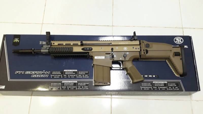 New.Cybergun FN SCAR-H MK17 GBB Rifle (Tan) Product Brand: Cybergun Product Code: CY-200550 Hop-Up: ADJUSTABLE Weight: 4,344 g Length: 625 mm Capacity: 24 rds Power: 430 fps Power Source: Green Gas / Top Gas Blowback: YES Shooting Mode: Semi Auto / Full A
