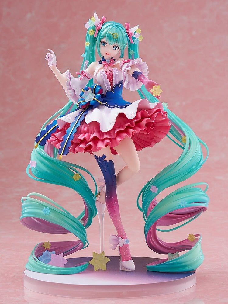 เปิดจอง : Creators Collection Figure Hatsune Miku: Rosuuri Ver.