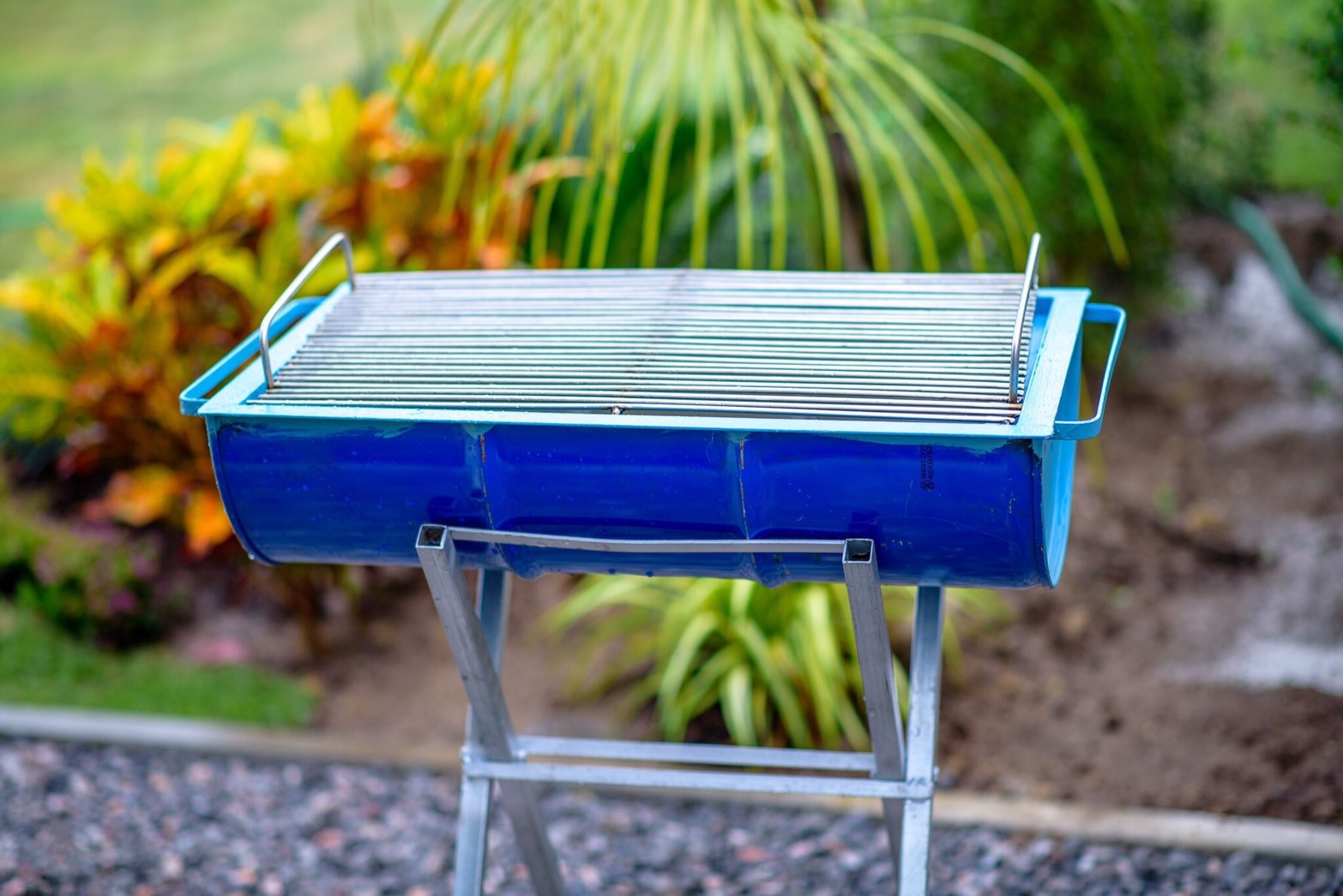 HR 5005 บ้านภูผา คาราโอเกะ โต๊ะพูล