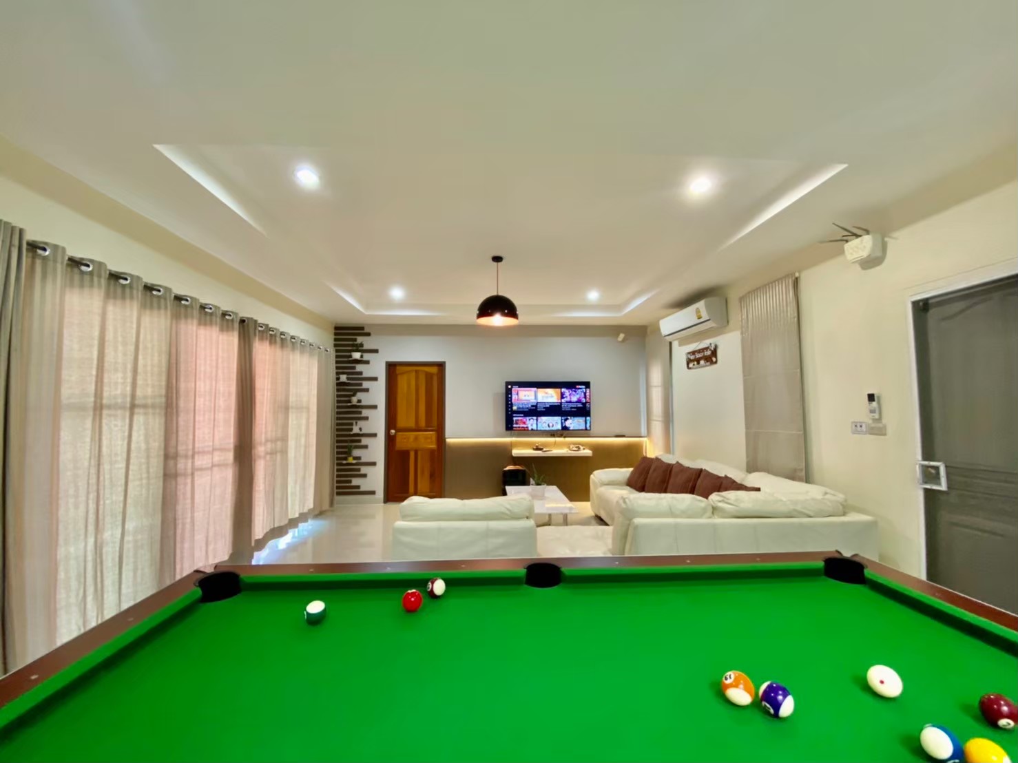 HR15068 บ้านพักหัวหินใกล้ทะเล บ้านเคียงเล ไวท์ วิลล่า