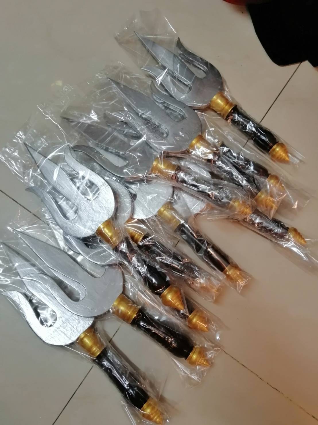 ตรีศูน งานไม้