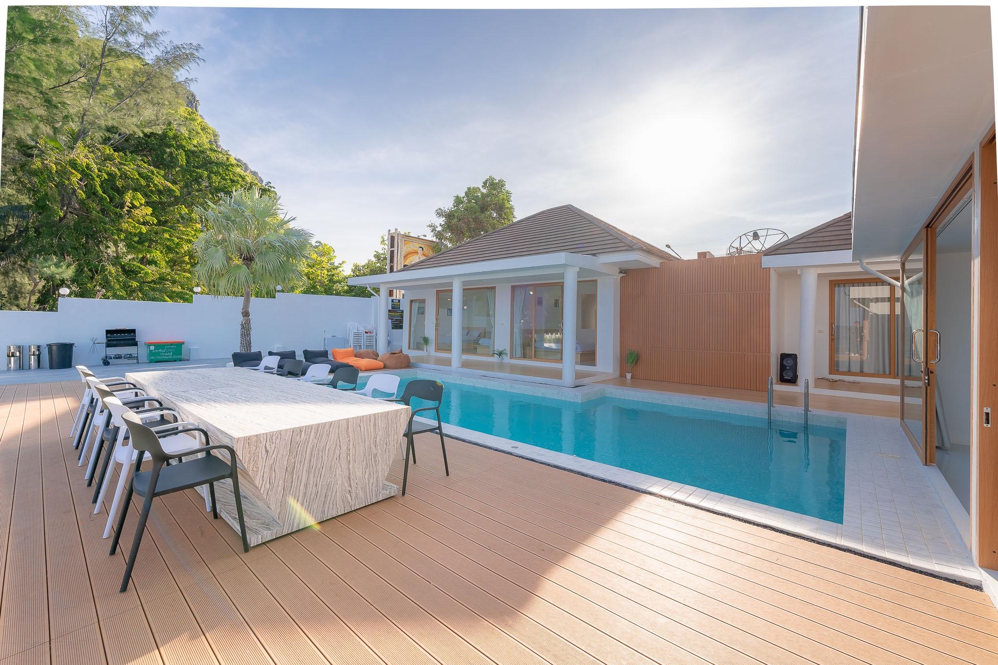 HR15057 บ้านพักติดทะเล The Rocca Beach Villa Pranburi