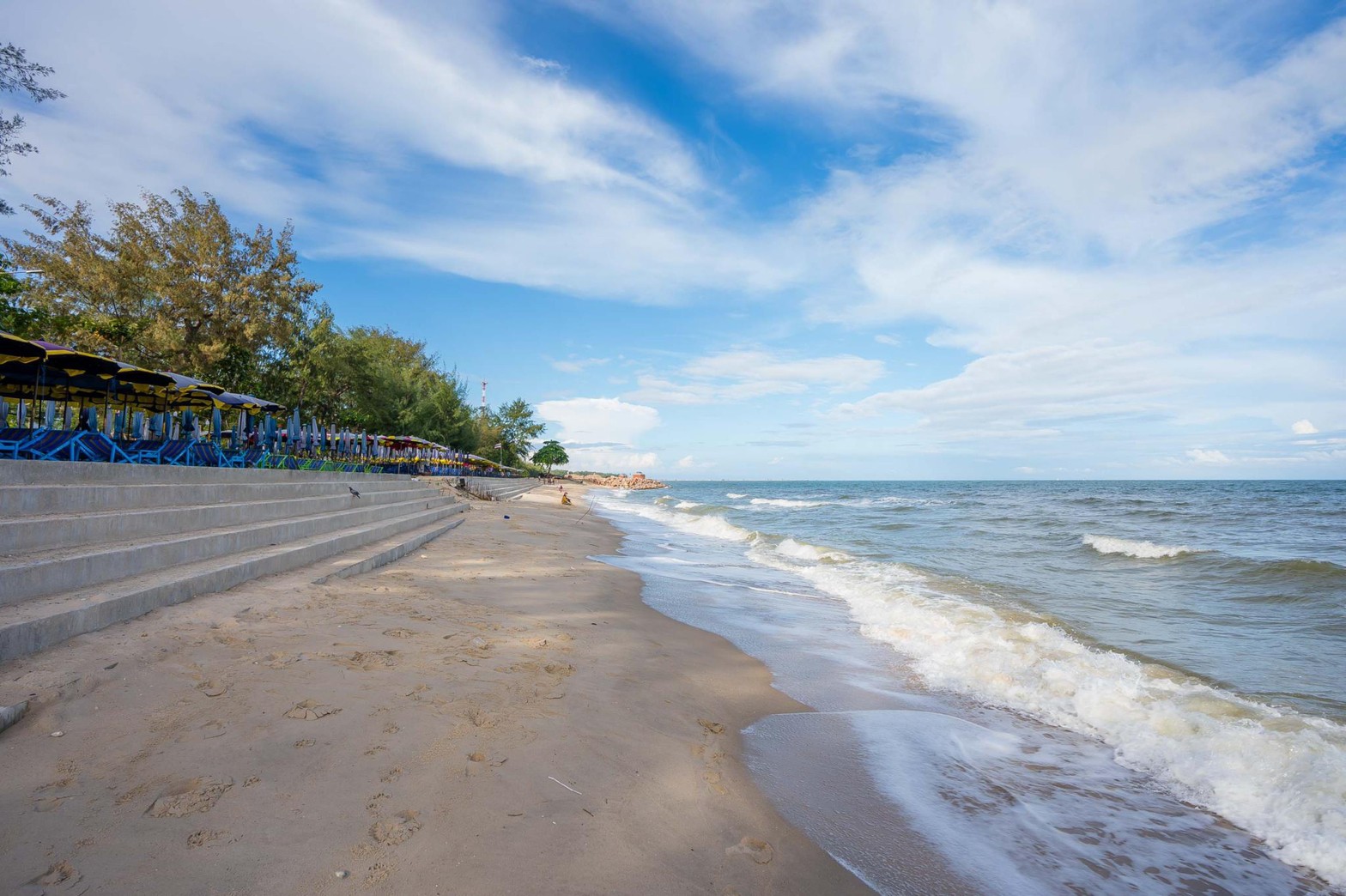 HR15067 บ้านพักใกล้ทะเลชะอำ The Great Beach Pool Villa Cha Am