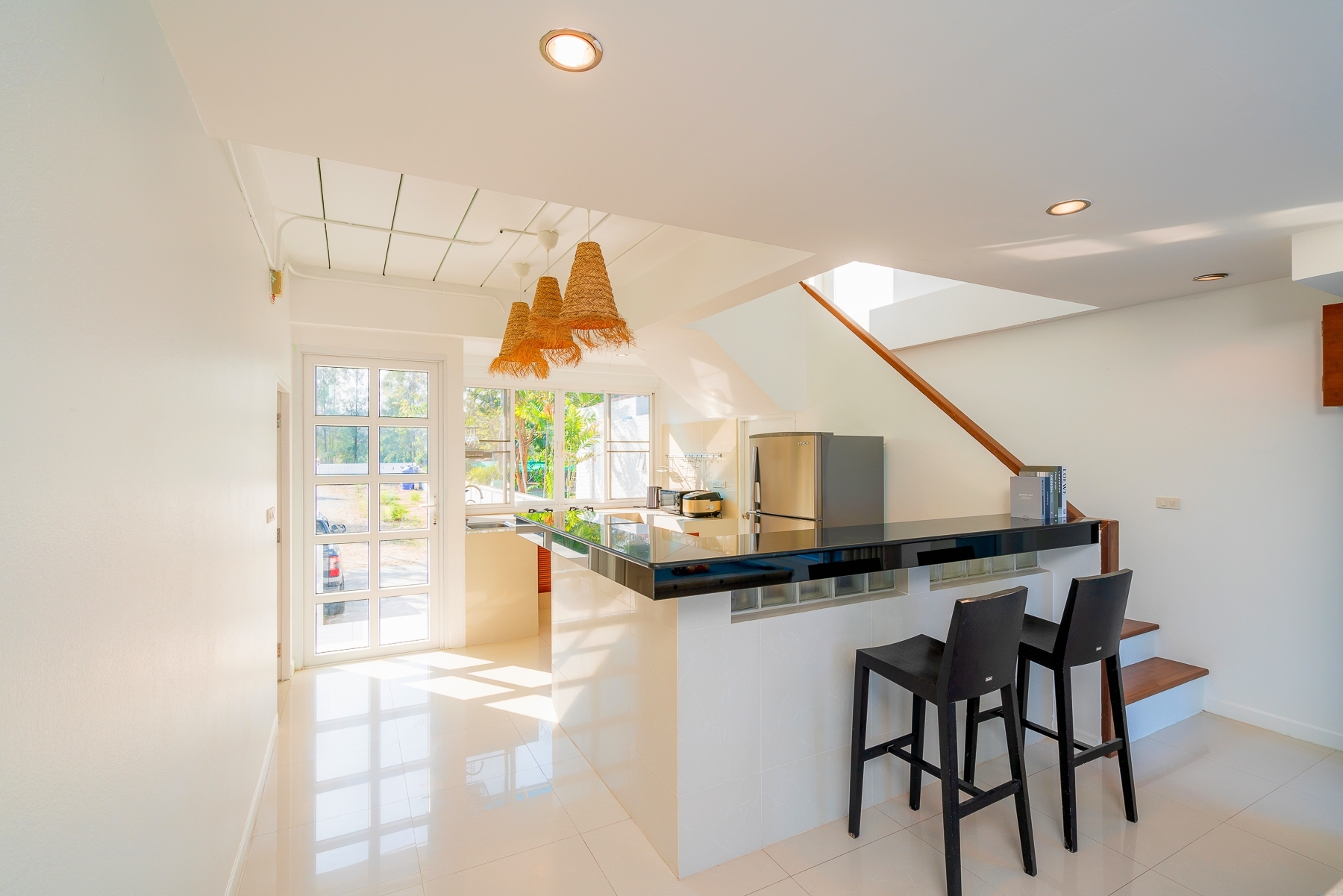 HR15070 บ้านพักติดทะเล The Gina Beach Villa Pranburi