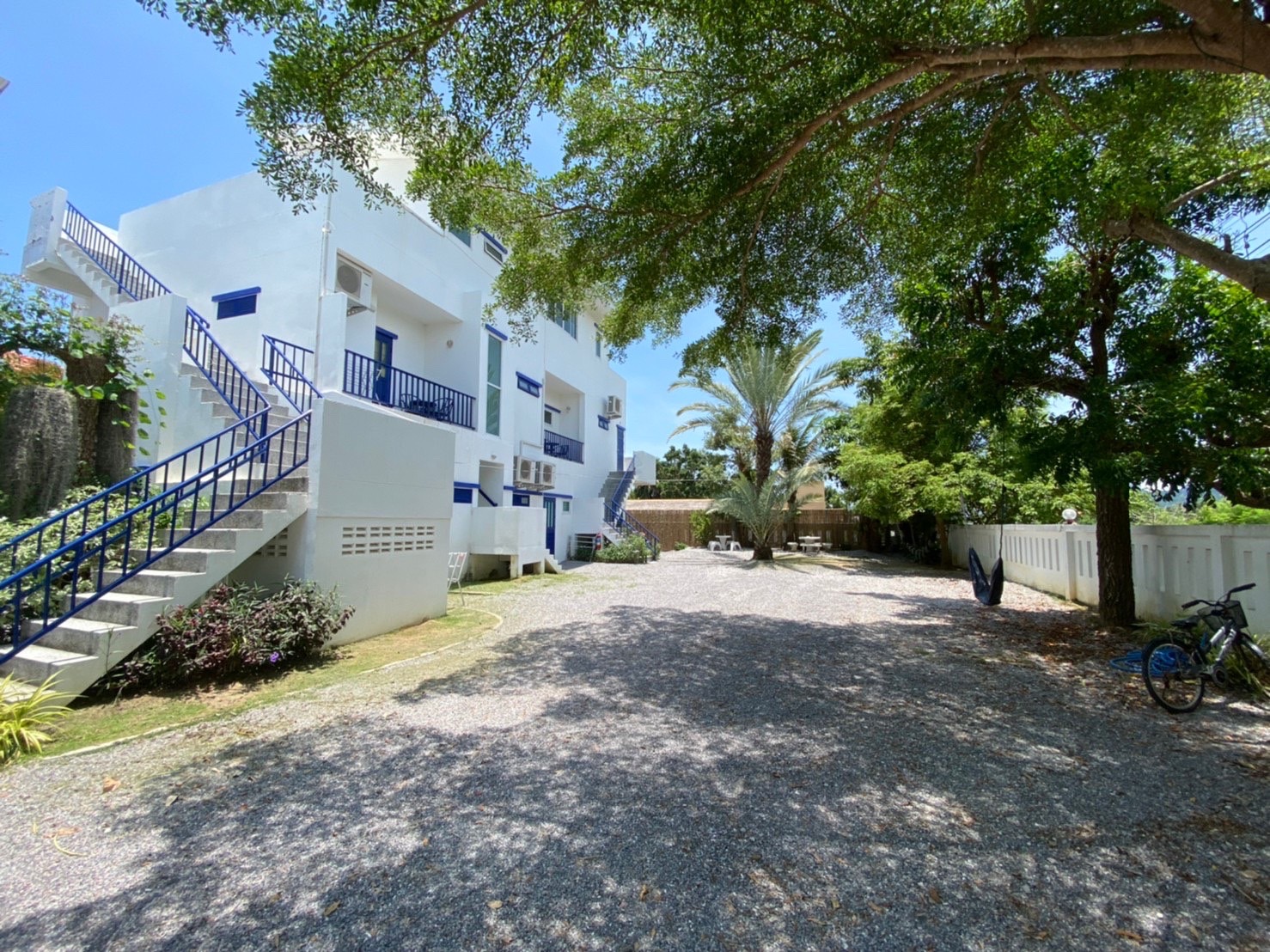 HR15047 บ้านพักติดทะเล The Zarento beach