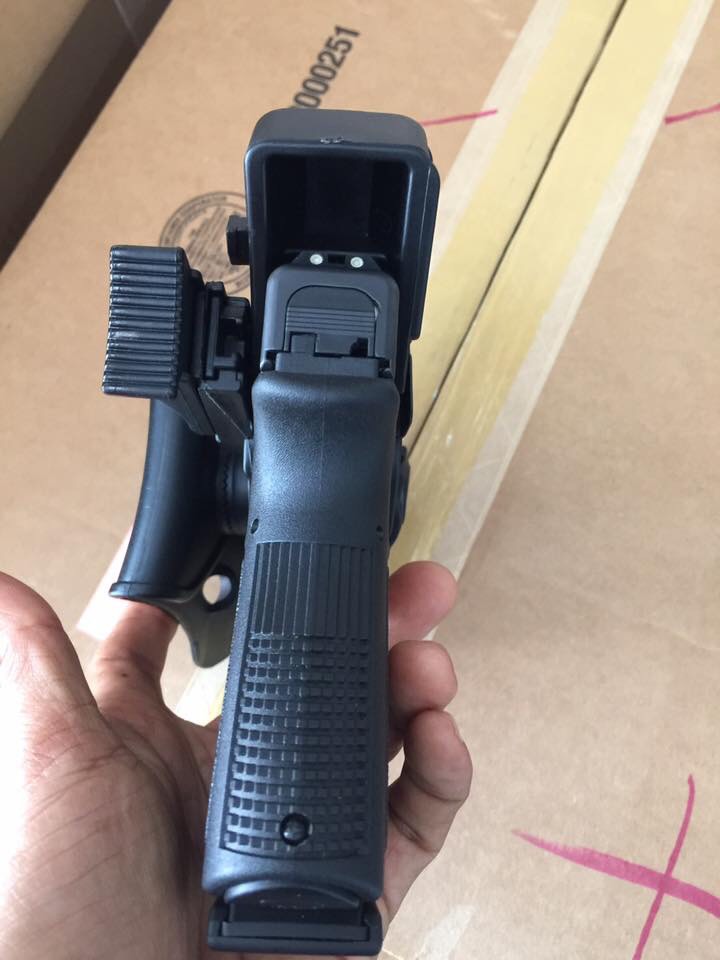https://youtu.be/VsWr5B01xGQ New.ซองปืนสั้น พกนอกปลดเร็ว / ซองแม็กคู่ imi Glock 17 / 19 / 26 ราคาพิเศษ