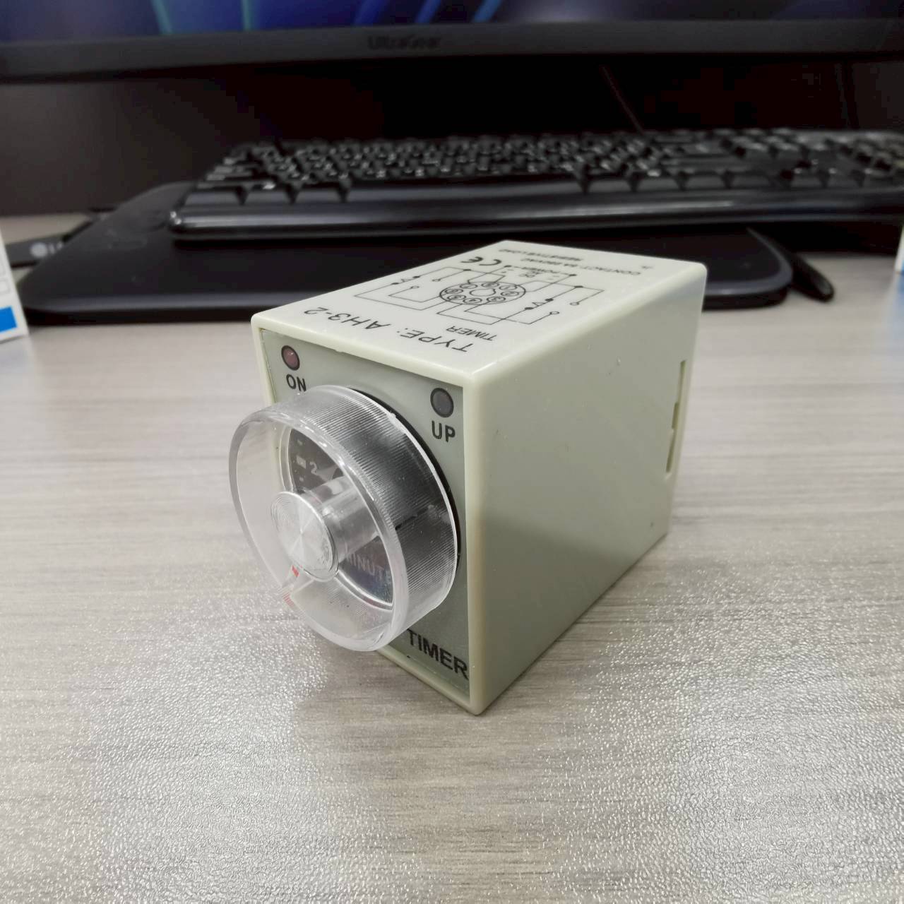 CKC Timer AH3-2 220V ไทม์เมอร์ ฟรีซ็อกเก็ต PF083A ช่วงเวลา 10 นาที Delay-ON CONTACT NO/NC 2 ชุด