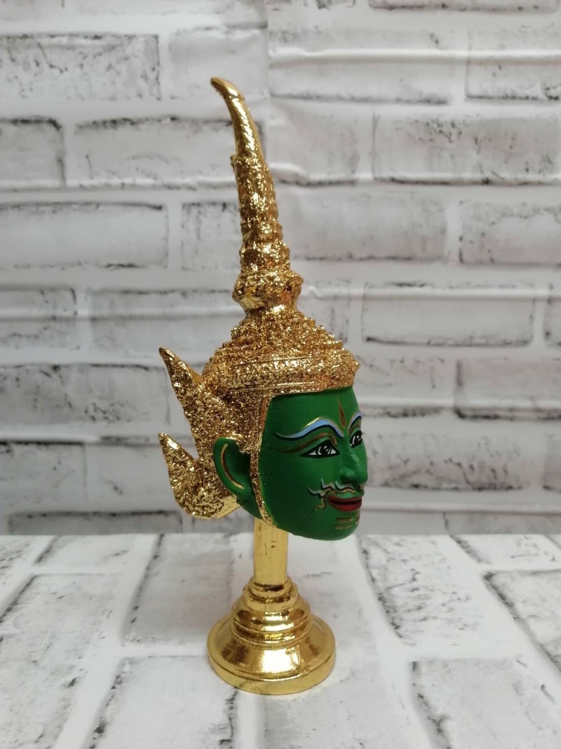 พระอินทร์ ขนาดกลาง 4 นิ้ว พร้อมฐานปิดทอง