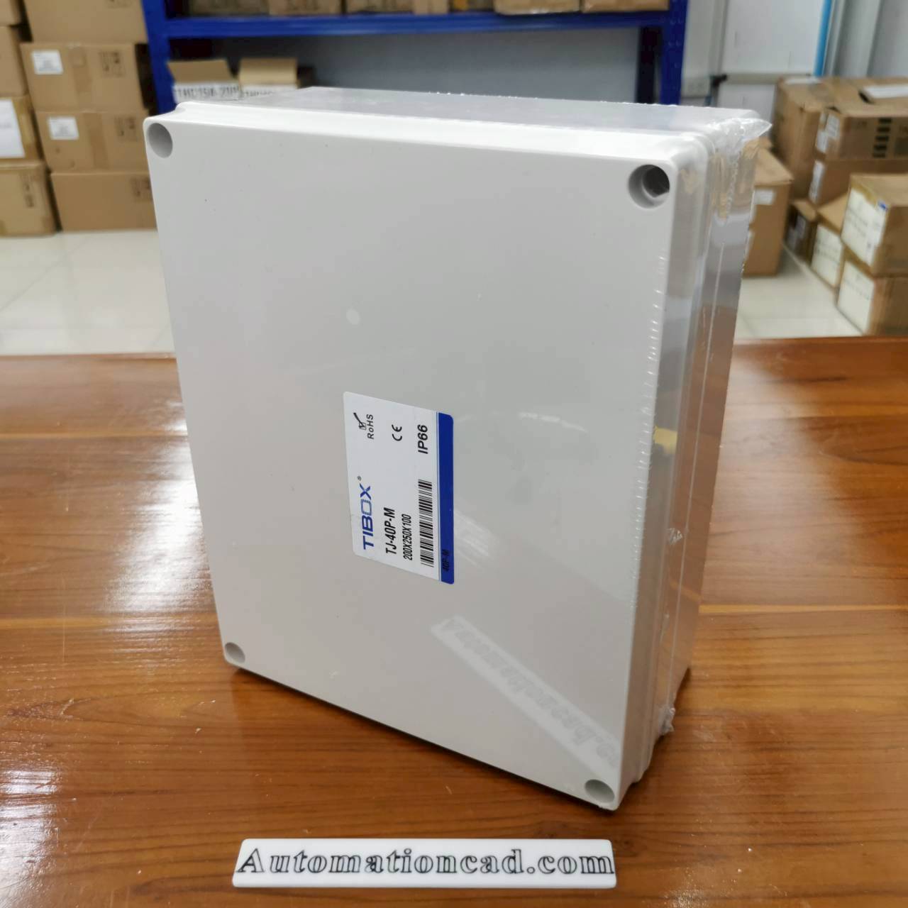 TIBOX TJ-40P-M กล่องพลาสติก พร้อมเทอร์มินอลบล็อก 40 ช่อง IP66 ขนาด 200x250x100 mm