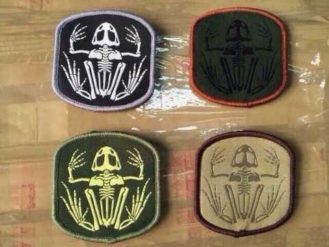 Arm Patch Logo มาพร้อมตีนตุ็กแก