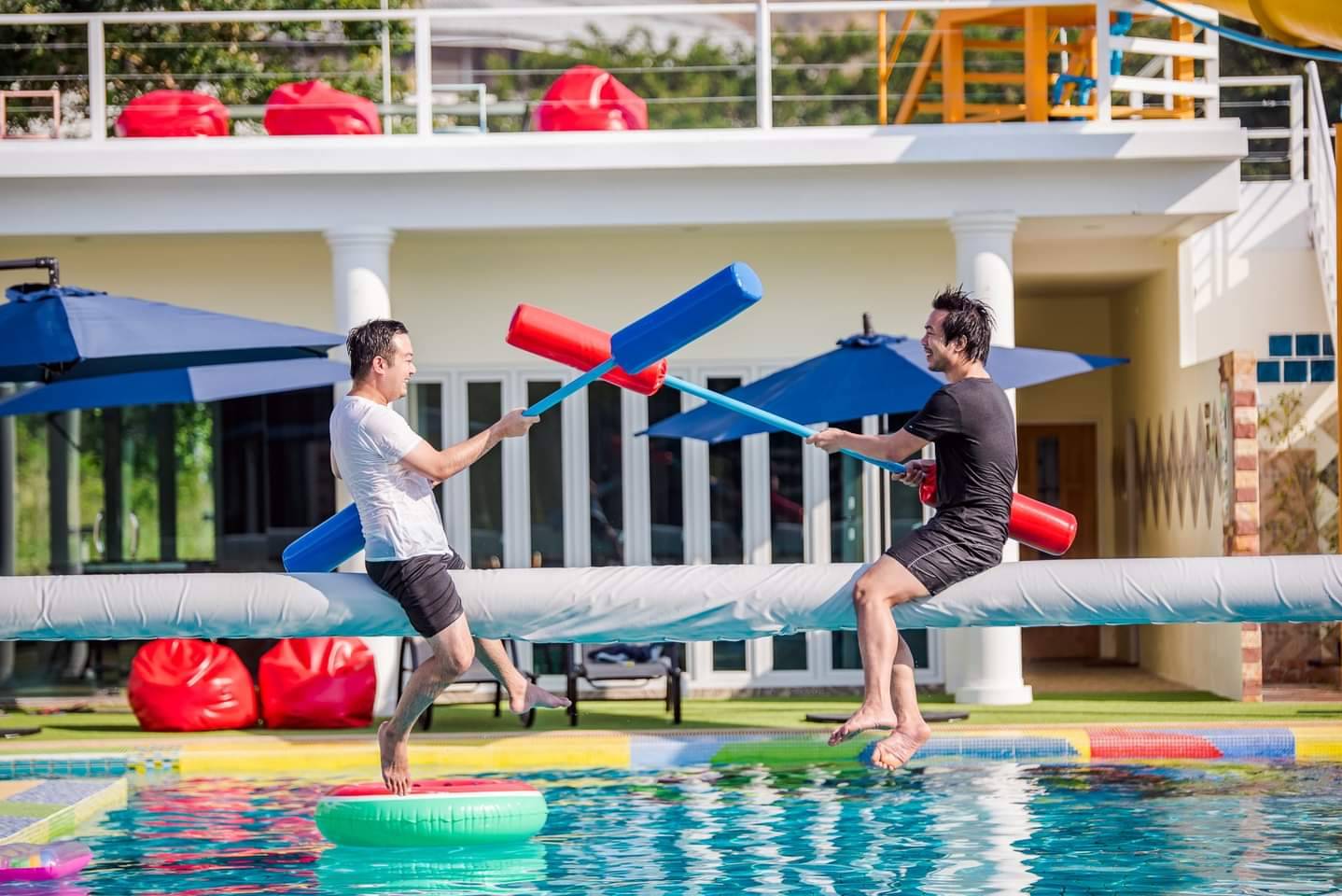 HR14001 บ้านพักหัวหิน บ้านไจแอนท์ พูลวิลล่า